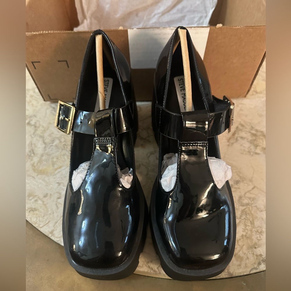 Steve Madden Platform Heels ✨